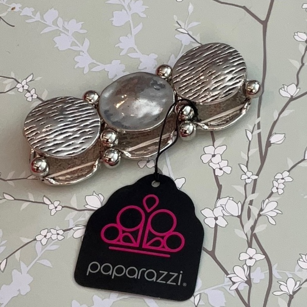 ❄️ Paparazzi | Silver Coin Bracelet with Gray Accent Bohemian Southwestern - Picture 6 of 7